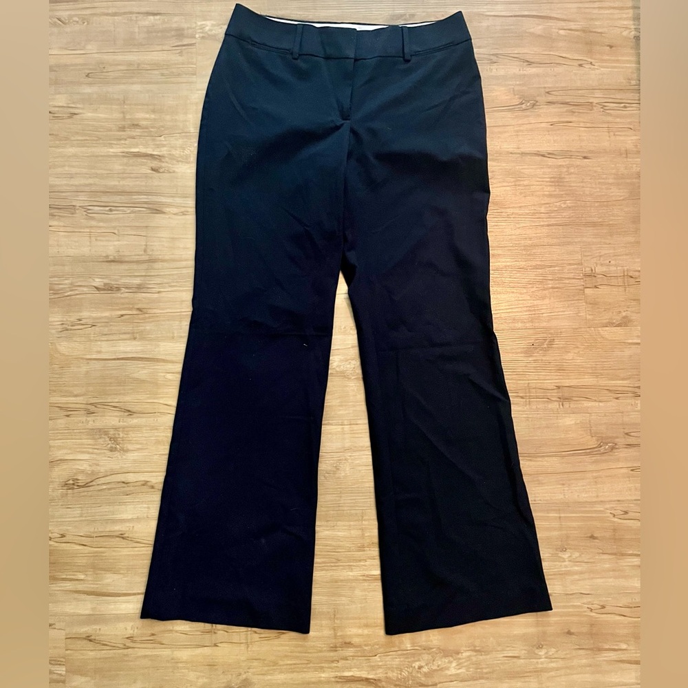 Anne Taylor LOFT Julie Trouser in Navy Blue Size 10